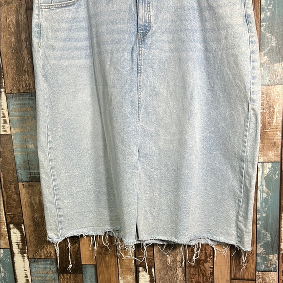 Ava & Viv A-line Light Blue Denim Skirt - Picture 4 of 15